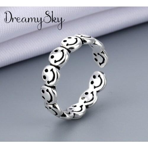 New Trendy Personality Punk Smile Face Rings For Women Lady Resizable Size Rings Party Jewelry Charm Gifts 2021