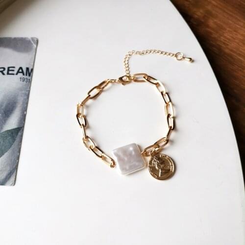 New Fashion Vintage Pearl Bracelet Irregular Geometric Portrait Adjustable Students Bracelet Coin Jewelry for Girls Gifts 728