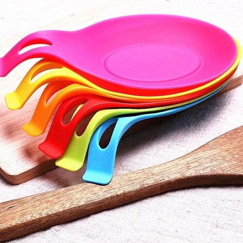 2021 kitchen silicone soup spoon holder heat-resistant non-stick silicone cooking tool mat spoon rest rack 5z