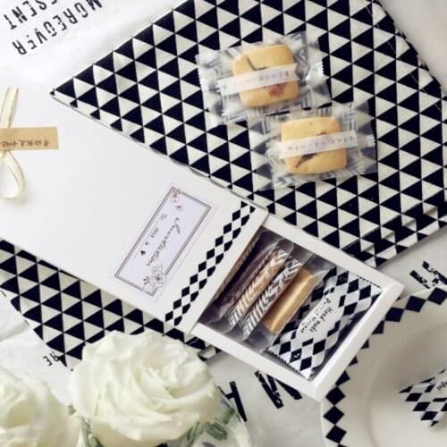 500Pcs/lot Long White Gold Floral Handmade Cake Packaging Sealing Label Kraft Sticker Baking DIY Gift Stickers