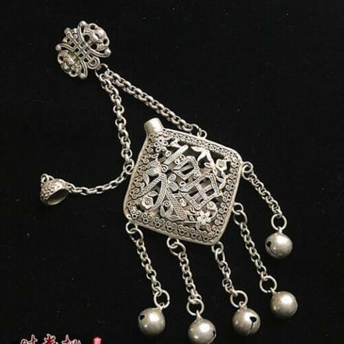 Exquisite tibetan style Old Copper Carved Hollow-out Sachet Pendants Statue