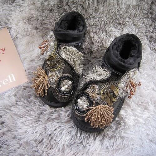 Luxury Beaded Waterproof Snow Boots Women Winter Ankle Boots 2020 Personality Fashion Shoes Warm Plush Fur Winter Shoes Woman