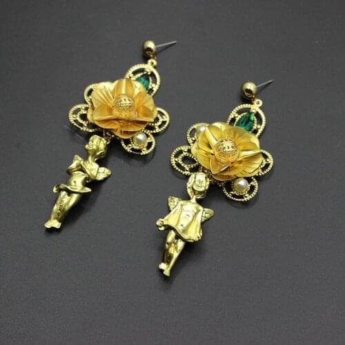 2018 Baroque earrings humanoid iron earrings new baroque fashion show long earrings angel human-shaped iron flower earrings 246
