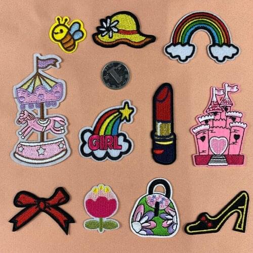 1pc/lot DIY Embroidery Parches Merry-go-round Castle Lipstick for Trousers Clothing Fashion Girls Coat Clothes Applique Patches