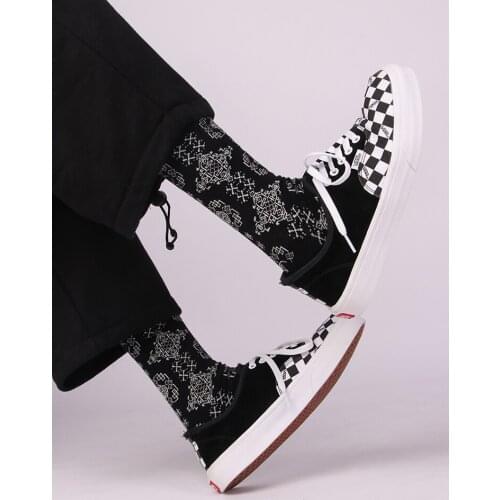 Air Street Fashion Cotton Edison Totem Middle Calf Crew Socks Shard of Glass Fragment Hip Pop Antique Coin Style Beauty Rarity