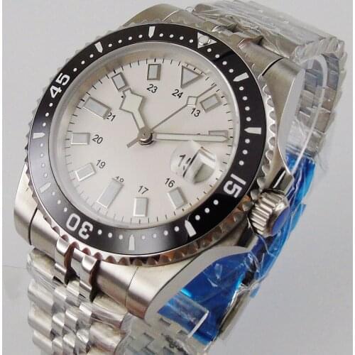 40mm Sterile Dial Sapphire Glass Date Bracelet Luminous Numbers MIYOTA 8215 Automatic Movement Mens Watch