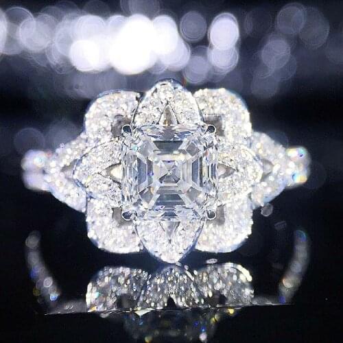 Luxury Solid 18K White Gold 1ct 6mm Center Asscher Cut Moissanite Ice Cut Ring Lab Diamond Ring Wedding Ring For Women