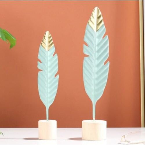 Creative Ornaments Wrought Iron Feather Bedroom Metal Decoration Furnishings Home Living Room Gift Arts and Crafts Home Decor