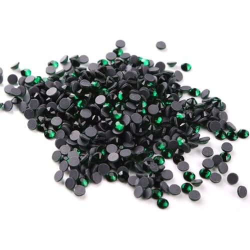 SS6-SS30 Emerald(dARK green) DMC Hot Fix Rhinestone Glass Hot Fix Rhinestones For DIY Motifs