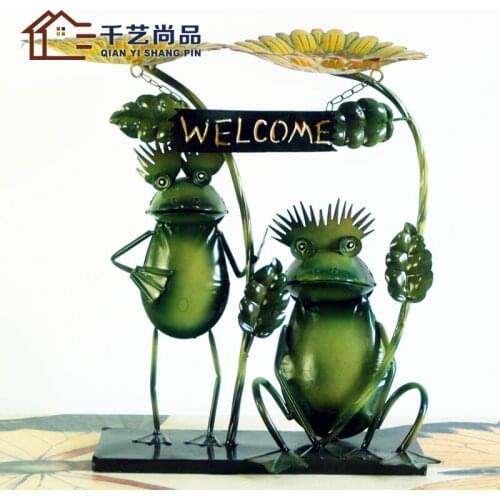 Green garden lucky frog living room decoration decoration bridal couple iron decorative ornaments Home Furnishing frog