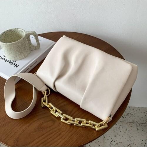 European and American bags2021new trendy fashion autumn ladies luxury wild hand carry one shoulder and underarm small square bag