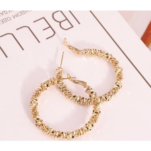 2020 High Quality New Big Circle Round Hoop Star Earrings for Womens Fashion Statement Golden Punk Charm Earrings Party Jewelry