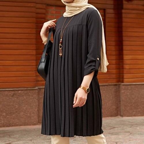 Pleated Tops Women Long Sleeve Plus Size Top Dubai Turkey Abaya Long Tunic Retro Solid Muslim Clothes Arabic Islamic Blouse 5XL