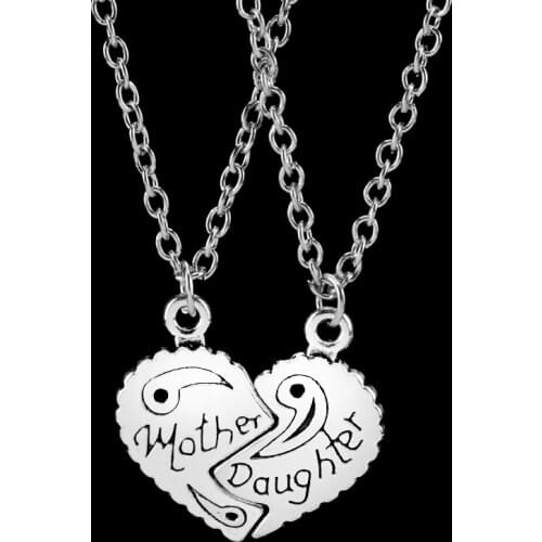 Dongsheng 1Pair Mother Daughter Love Heart Pendant Necklace Gift for Mother Daughter Sister Grandmother Mothers Day Jewelry