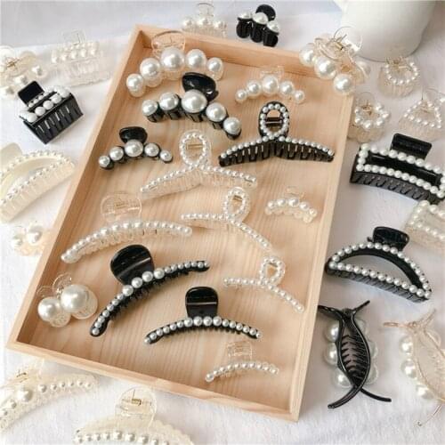 2020 New Hyperbole Big Pearls Acrylic Hair Claw Clips Makeup Hair Barrettes for Women Hair Accessories Hair Clips for Women