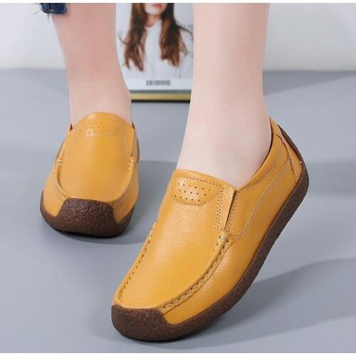 Spring Comfort Genuine Leather Casual Women Shoes Low Heels Female Loafers Slip On Flat Shoes Soft Womens Walking Driving Shoes