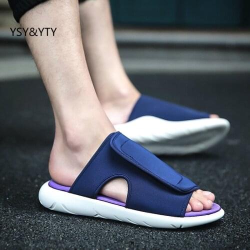 2019 new Magic paddle sandals summer breathable mens slippers slippery slippers slippers sand slippers sand drag