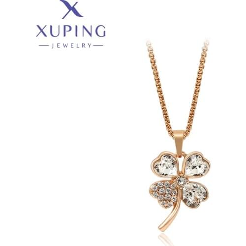 Xuping Jewelry Fashion New Arrival Square Crystal Pendant Necklace for Women Girl Gift A00718623
