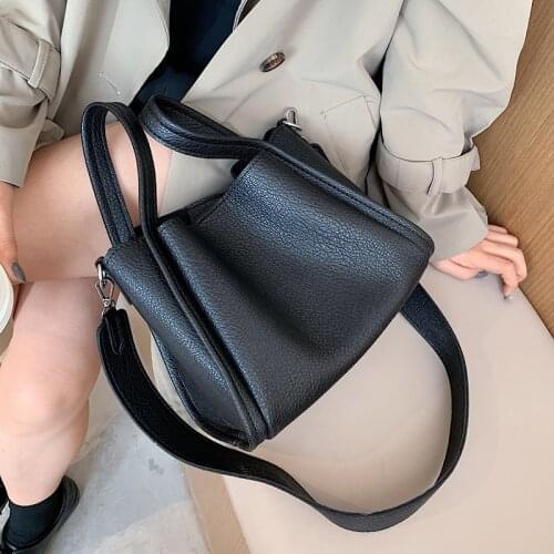 Fashion Handbags Small Shoulder Strap PU Leather Crossbody Bag For Women Solid Color Shoulder Handbags Female Simple Totes Bag