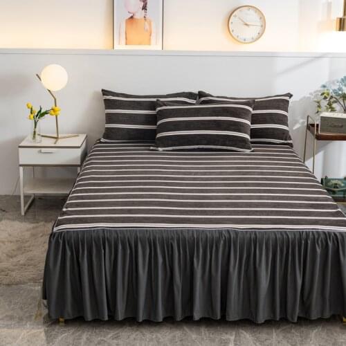 Thick Warm Velvet Heighten Bed Skirt Design Fitted Bed Sheet Comfortable Bedspreads for Winter Stripe Bedding
