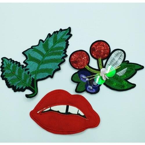 1pc handmade sequins beaded patches for clothing DIY rhinestone beaded Sew on leaf patch Embroidery applique parche ropa