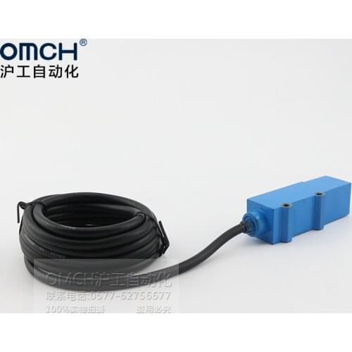 OMCH Square photoelectric switch AE3S-DS30N1 DC three wire NPN NO diffuse reflectance infrared sensor 10-30cm