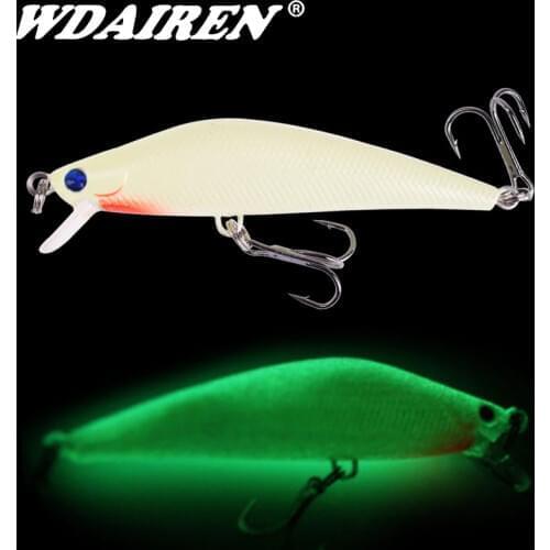 1Pcs Luminous Night Fishing Lures 8cm 8g 3D Eyes Minnow Hard Bait With Treble Hooks Isca Artificial Crankbaits Bass Pike Carp