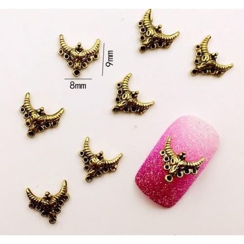 50pcs/pack Japan Korea Alloy Nail Art Retro Gold Bull Head Metal Accessories Decoration for Phototherapy Nail Sticker DIY