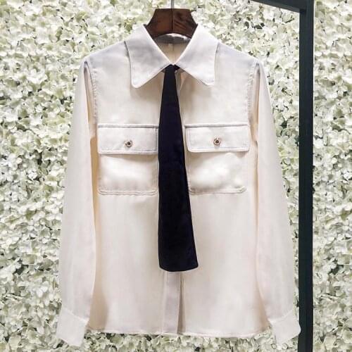 Brand Fashion Apricot Lapel Double Pocket Casual Shirt Top Bandage Gold Buckle Elegant Blouses Women Spring Fall Clothes 2021