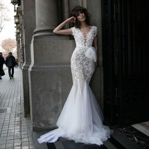 Sexy Deep V-neck Lace Applique Short Sleeves Mermaid Wedding Dress with Sash Open Back Soft Material Bridal Dress