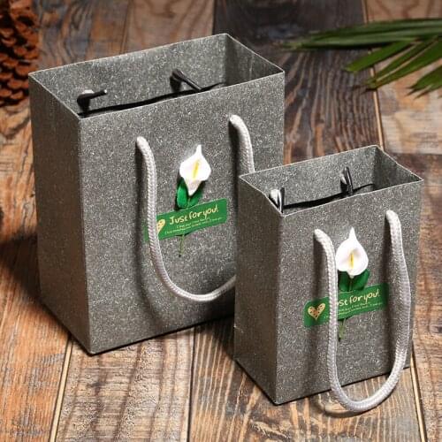 30 Pcs Kraft Paper Gift Bag Simplicity Design Handle/Shopping Bags/Christmas Grey Packing Bag Excellent Quality 12X14X6cm