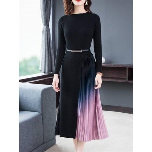 Dress Female Autumn and Winter 2020 New Fashion Temperament Slim Contrast Color Stitching Long Sleeve Knit Pleated Dress f2751
