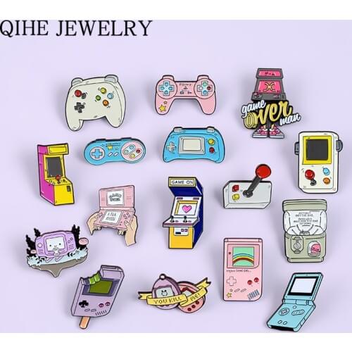 Game lovers Brooches Pet Handheld Game Console Robot Gashapon Machines Gamepad Game over 90s Enamel Pins Button Badges