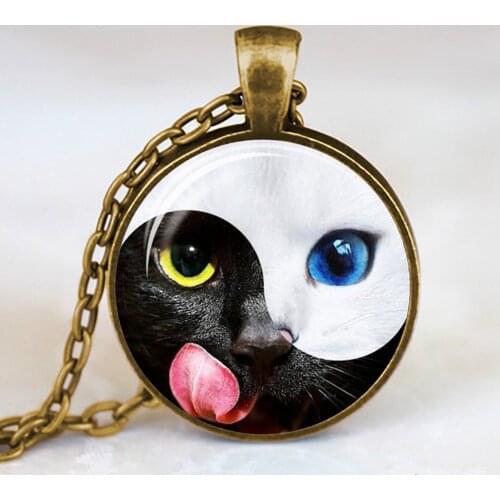 New Fashion Tai Chi Gossip Yin Yang Cat Long Necklace Jewelry Round Pendant Glass Cabochon Statement Necklace Children Gift
