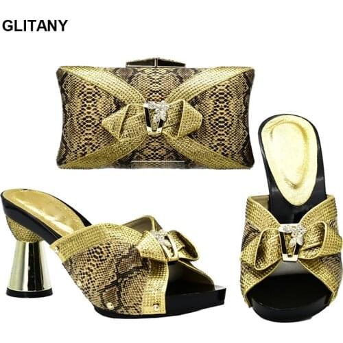 Latest Design Nigerian Shoes and Matching Bags Set Decorated with Rhinestone Shoe and Bag for Nigeria Party African Women Shoes