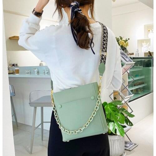 Designer Luxury Women Handbags Bucket Shoulder Bags Messenger Wide Strap Chain Ladies Crossbody Hand Bag Totes