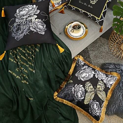 DUNXDECO Cushion Cover Decorative Pillow Case Artistic Vintage Luxury Dark Style Garden Rose Butterfly Print Velvet Sofa Coussin