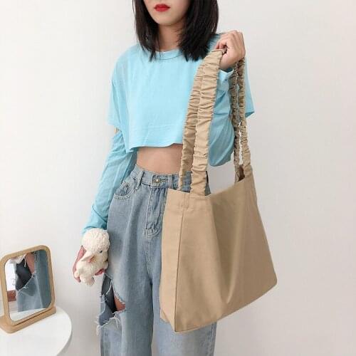 Korean Fashion Pleated Strap Shoulder Bag Women Pure Color Big Bag Collage Student Book Bag Women Messenger Bag Designer Bags