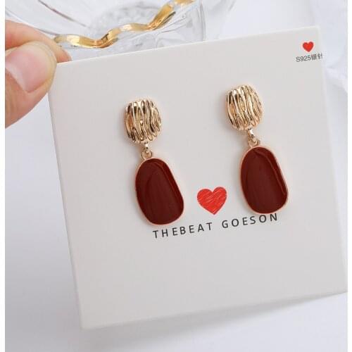 Charm Pin Earrings Korean Fashion Temperament New Niche Simple Geometric Piece Wine Red Hong Kong Style Earrings Girl