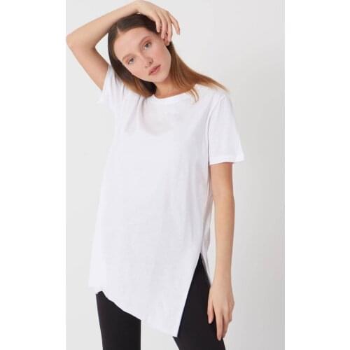 Womens White Crew Neck Slit Tshirt Casual Fashion Products Street Sports Style Wear Spring Summer Dresses New Year Combine