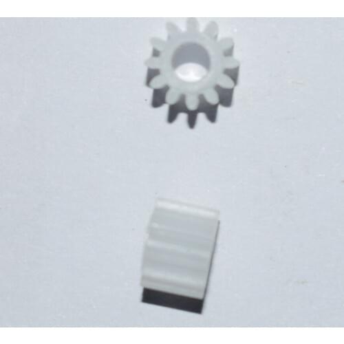 10/100pcs 12teeth/hole 3mm/OD 7mm/0.5M/plastic gear/rc car/DIY toys accessories/technology model parts/baby toys/123A