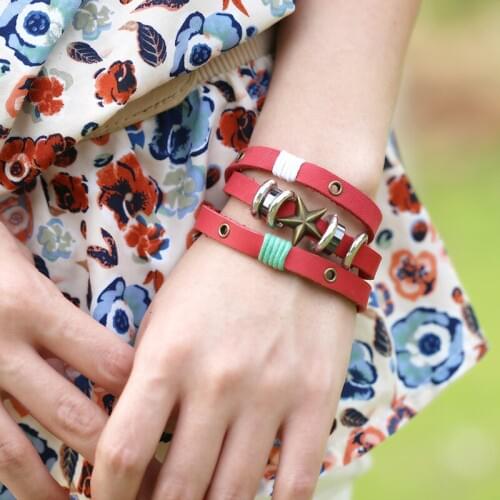 Dankaishi Vintage Jewelry for Women and Men Star Charm Multilayer Leather Bracelet Bangle Punk Style Red Wrap Bracelet Best Gift