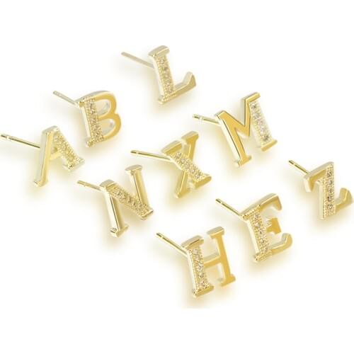 A - Z 26 Letter Gold Color Stud Earrings Women Fashion Earrings White Crystal Alphabet Individual Word Earrings 1 Pair
