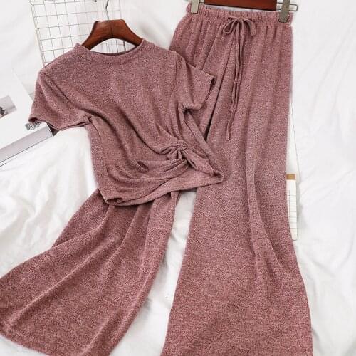 Fashionable Women Short Sleeve T-shirt and Wide Leg Pants Casual Loose Clothing Set