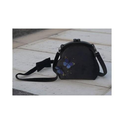Angelatracy 2019 New Arrival Blue Wool felt Velvet Velour Shell Chain Butterfly Frame Phone Handmade Crossbody Messenger Bag