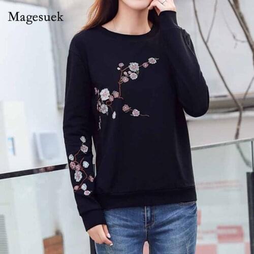 Women Cotton Long Sleeve Blouses Woman 2020 Fashion Pullover Loose Simple Autumn Vintage Embroidered Womens Blouses Shirts 10714