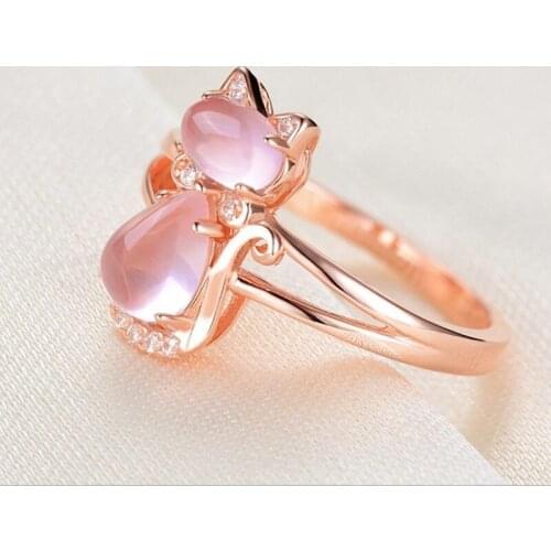 Beiver Rings With Crystals