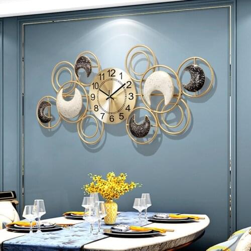 Household Wall Clock Nordic Light Luxury Personalized Living Room Art Clock Modern Fashion Simple Creative Decoration Wall Watch