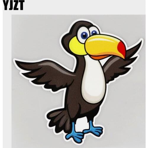 YJZT 13.9CM×13.1CM Decal Toucan Waving Its Wings Cool Car Sticker PVC11C-0303
