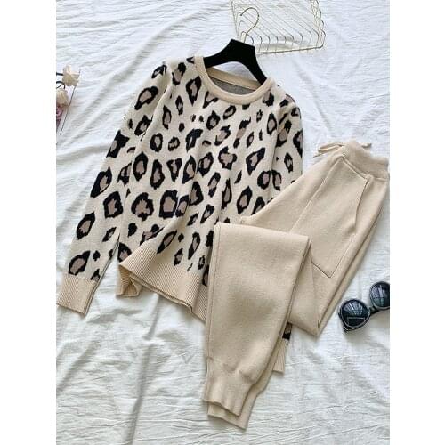 European station spring and autumn new sports and leisure suit womens leopard sweater wide-leg pants loose two-piece suit
